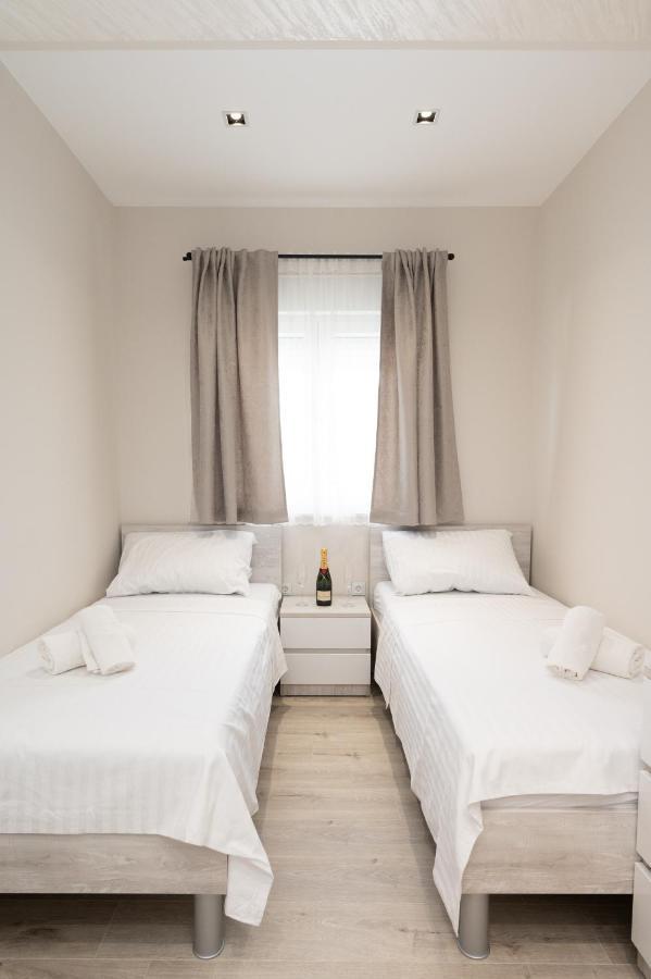 Luxury Apartman Imperio Sibenik Bagian luar foto