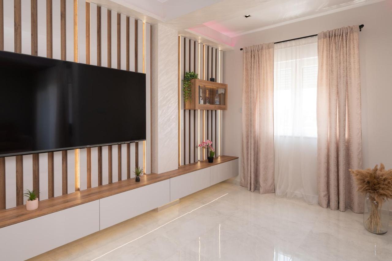 Luxury Apartman Imperio Sibenik Bagian luar foto